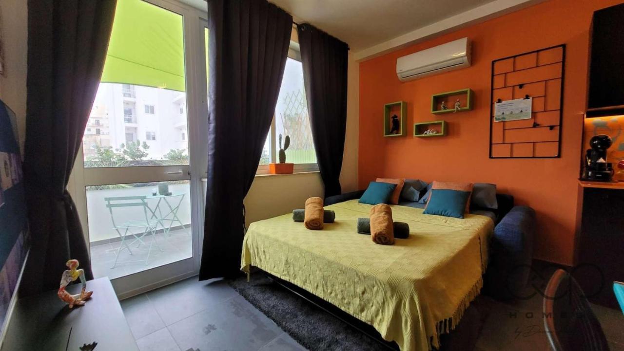 Modern - 50 M From Sea - Free Wi-Fi - Super Cool - Terrace - Fully Air-Conditioned San Pawl il-Baħar Eksteriør billede